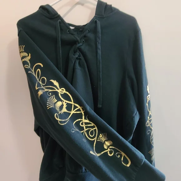 Plus Lace-Up Black Hoodie with Gold Sleeve Detail - Women - Picture 4 of 9